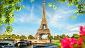 Why Paris is the City of Lights Tldutravel